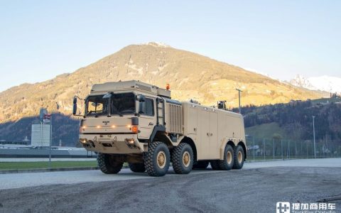 8×8 tracción total + motor V8, equipamiento de Empl de Austria. ¿Has visto el camión grúa pesado militar Scania 660 S?