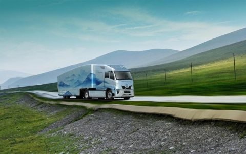 Resistencia al viento extrema, cero emisiones: el tren de tracción con motor de hidrógeno de Sinotruk Huanghe hace su impactante debut en la Feria Internacional de Vehículos Comerciales de Hannover 2024