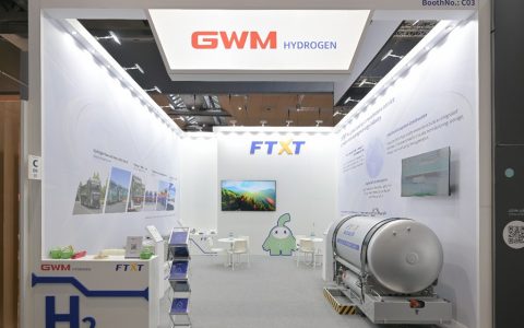 Weishì Energy se presenta en la Feria Comercial de Vehículos de Hannover 2024 en Alemania, la solución integral del transporte de hidrógeno de larga distancia atrae mucha atención.