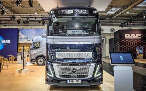 IAA 2024: El rey de la potencia diésel y la cabina habitáculo de larga distancia hacen su aparición, los camiones eléctricos puros avanzan, interpretación de las exhibiciones de camiones Volvo.