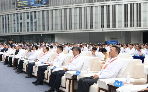 ¡Un festín de tecnología verde! Dongfeng Vehículos Comerciales se destaca en la Feria de Componentes de Vehículos de Nueva Energía