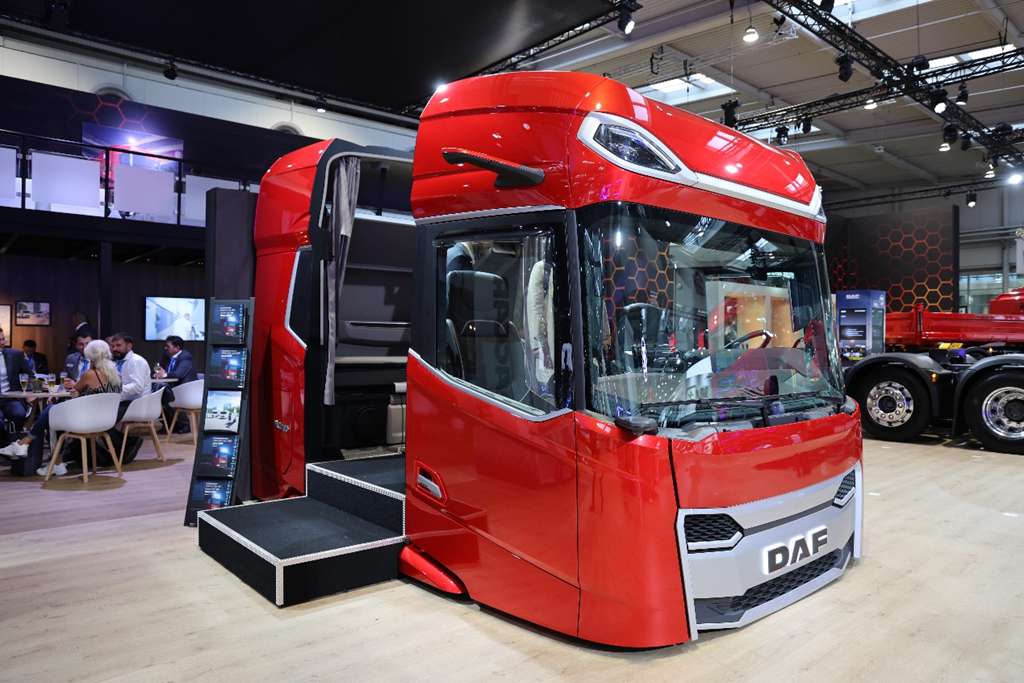 IAA 2024: La reputación de DAF no pierde frente a Scania, el buque insignia de carretera XG+ se renueva