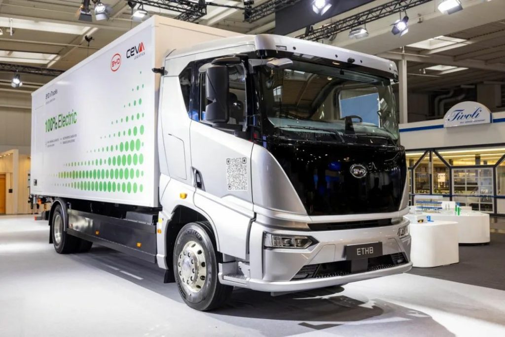 BYD y CEVA Logistics alcanzan una cooperación para ayudar a lograr el objetivo de descarbonización del sistema de transporte terrestre europeo.