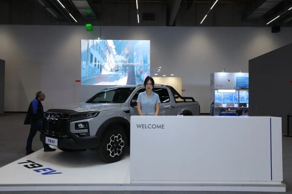 Iluminando los Colores de China: JAC Group Participa en los "Juegos Olímpicos del Automóvil" en Frankfurt