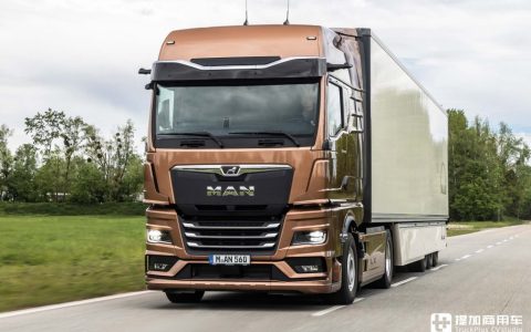 Nueva cadena de potencia PowerLion con motor y caja de cambios totalmente renovados: Vista previa del MAN TGX 2025