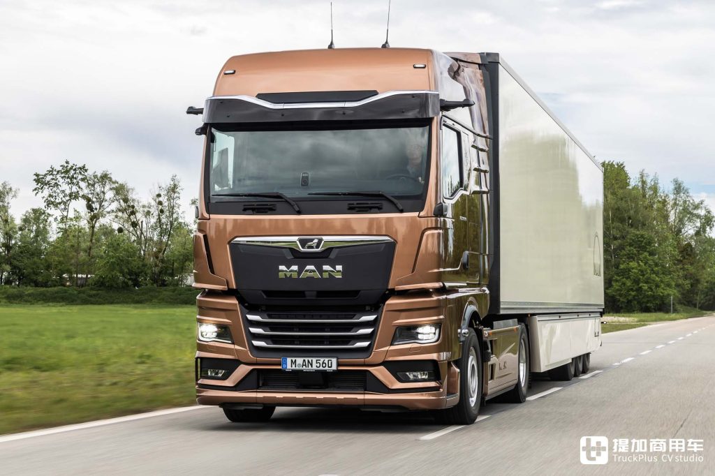 Nueva cadena de potencia PowerLion con motor y caja de cambios totalmente renovados: Vista previa del MAN TGX 2025