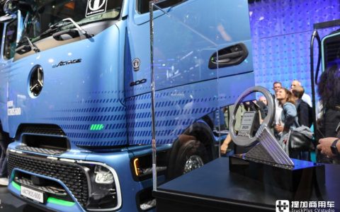 2024IAA: La tecnología pionera lidera el futuro de los camiones pesados eléctricos, el Mercedes eActros 600 en acción, y le mostramos por qué es tan potente