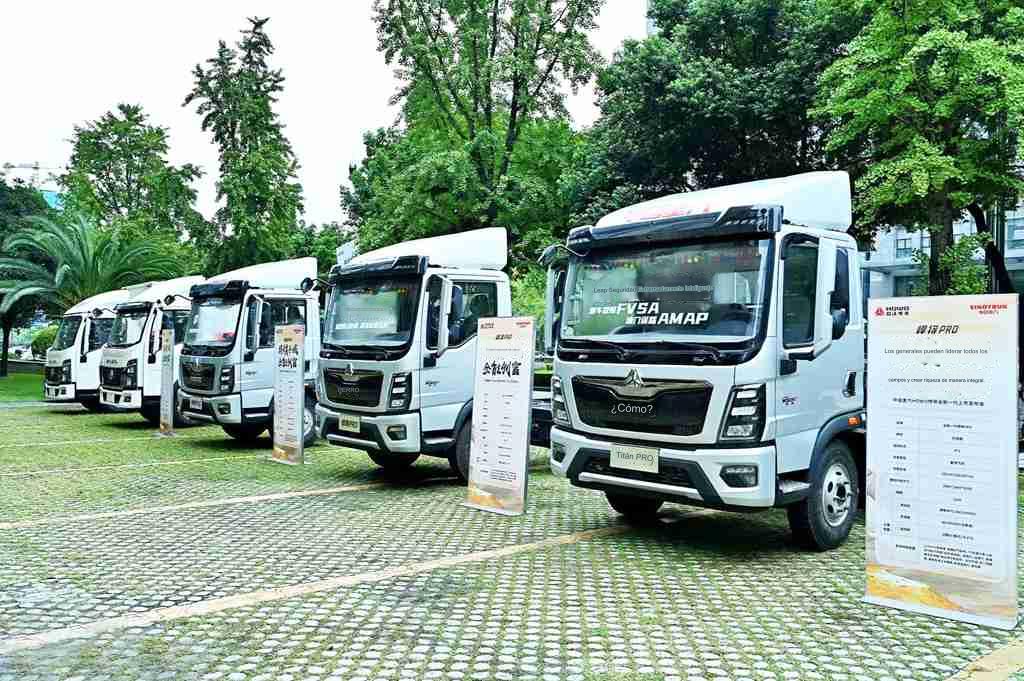 La nueva generación del HOWO Hanjiang PRO de Sinotruk se lanza en Chengdu