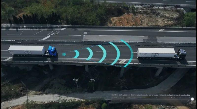 El camión pesado inteligente de Foton llega a la primera línea de la logística, trayendo un impacto diferente al transporte de larga distancia