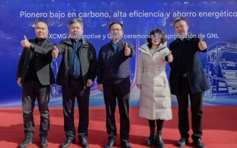 ¡Pioneros en bajas emisiones de carbono! Entrega masiva de camiones de gas natural de XCMG a clientes del noroeste