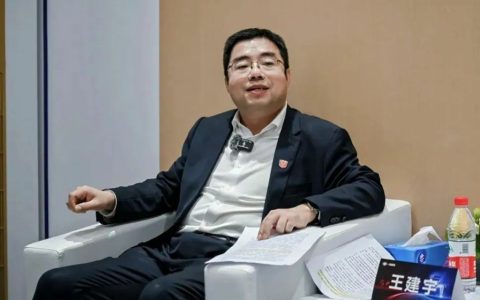 Wang Jianyu de FAW Jiefang: La versión líder del J7 está a la vanguardia mundial y crea un valor excepcional para los usuarios