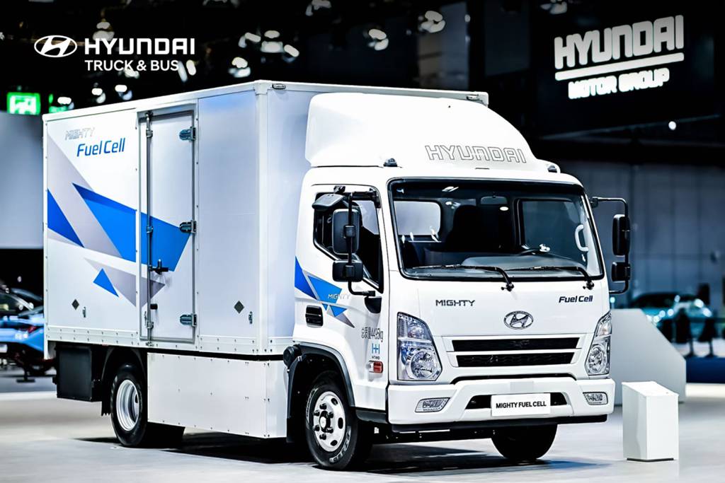 El camión ligero con pila de combustible de hidrógeno MIGHTY Fuel Cell de Hyundai brilla en la Exposición Internacional de Importaciones de China