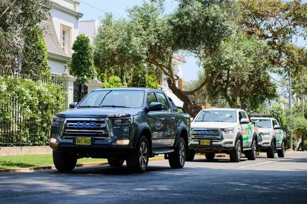 ¡Acompañando la Cumbre APEC, JAC Group lidera una nueva tendencia de movilidad sostenible!