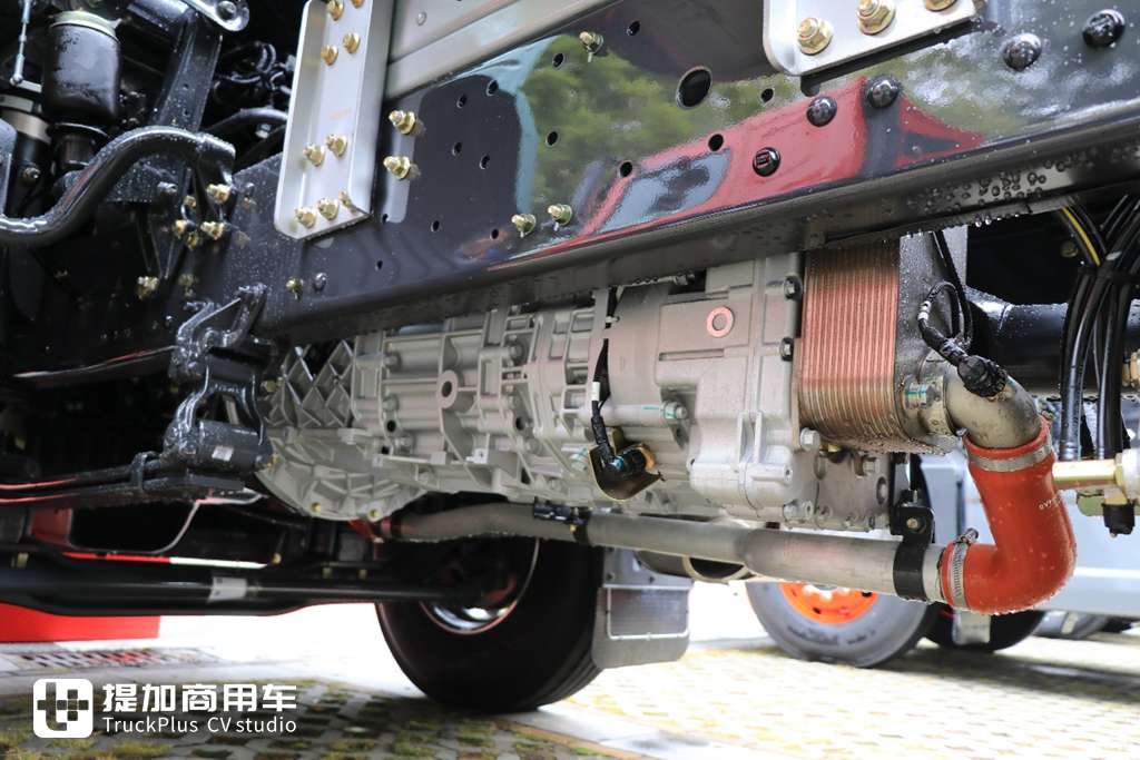 Un verdadero todoterreno, ideal tanto para transporte combinado como para largas distancias: Presentación del modelo Chenglong H5V con motor de gas natural y 540 caballos de fuerza