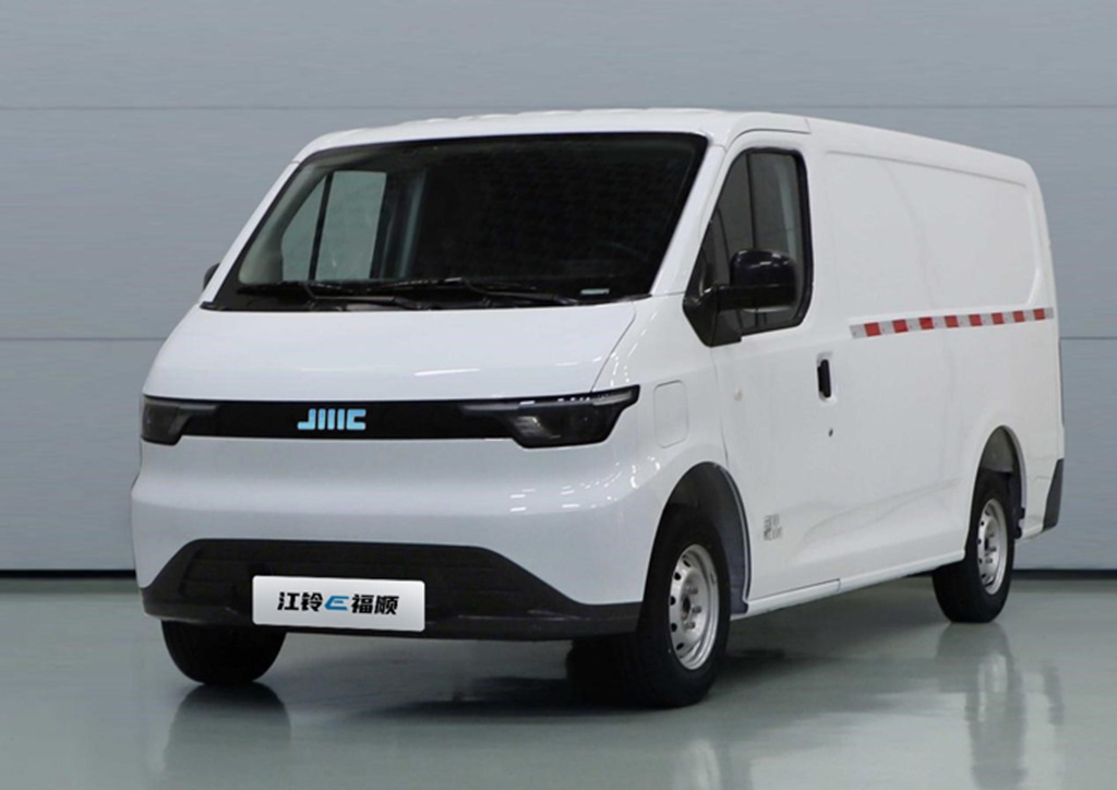 ¡JMC E Fushun ganó el "Autobús Ligero de Nueva Energía No. 1 Esperado del Año"!