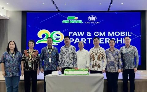 ​**¡Nueva etapa! FAW Jiefang y GMM de Indonesia firmaron contrato por 2000 unidades**