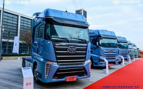 ​Historia de creación del J7 Pioneer Edition: Construyendo sobre los hombros de gigantes