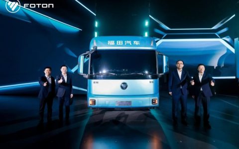 ​​¡Una nueva era para la limpieza urbana! Foton Motor presenta el EHL Smart Blue, el futuro del transporte sanitario​​