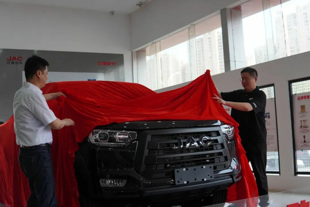 ​​Nuevo referente en picapes comerciales: JAC T8 Jin Qing Edition llega con actualizaciones de diesel​​