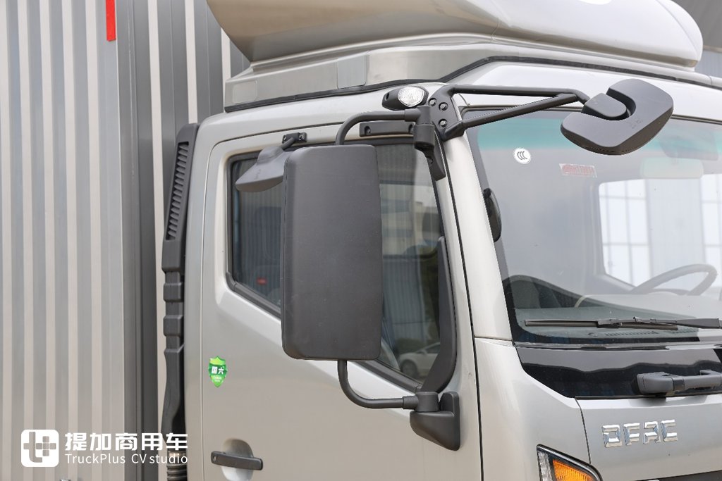 ​​KAMMINS 185 CV + CAPACIDAD DE CARGA SUPREMA: EL NUEVO DONGFENG KELUWEI IMPONE SU PODER​​