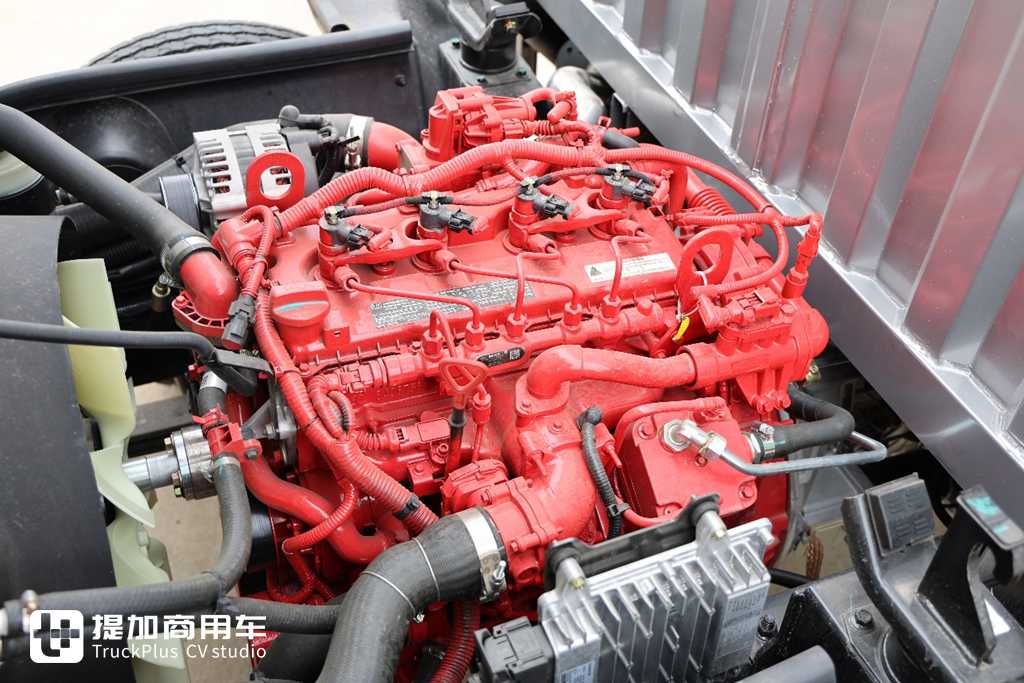 ​​KAMMINS 185 CV + CAPACIDAD DE CARGA SUPREMA: EL NUEVO DONGFENG KELUWEI IMPONE SU PODER​​