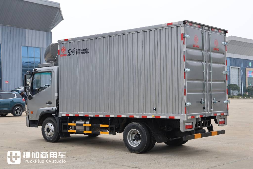 ​​KAMMINS 185 CV + CAPACIDAD DE CARGA SUPREMA: EL NUEVO DONGFENG KELUWEI IMPONE SU PODER​​