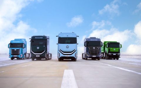​​¡Crecimiento del 121% en abril! FOTON Heavy Truck vende 11 883 unidades y alcanza nuevas alturas con innovación tecnológica​​