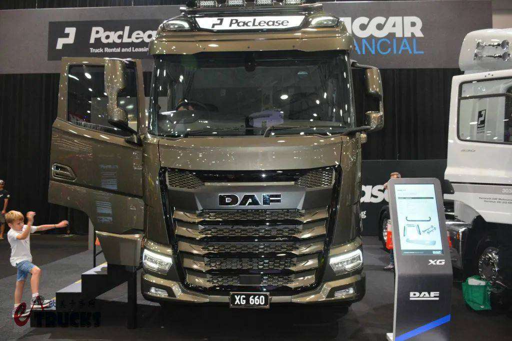 Guía para visitar la Exposición de Camiones de Brisbane 2025 · Edición Europea: La nueva generación del Tatra Phoenix y los modelos de doble conducción de Iveco hacen su aparición
