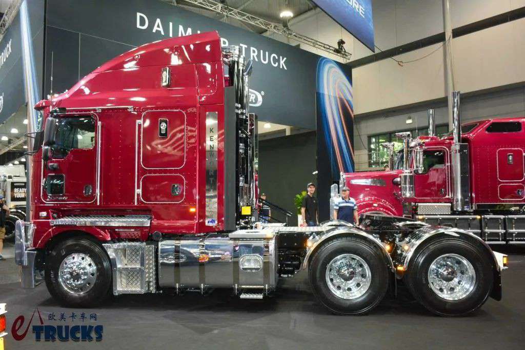 ​​¡El Espacio Habitacional Rivaliza con los Camiones de Capó Largo! El Exclusivo Flagship Americano Cabover Kenworth K220 Presentado en la Brisbane Truck Show​​