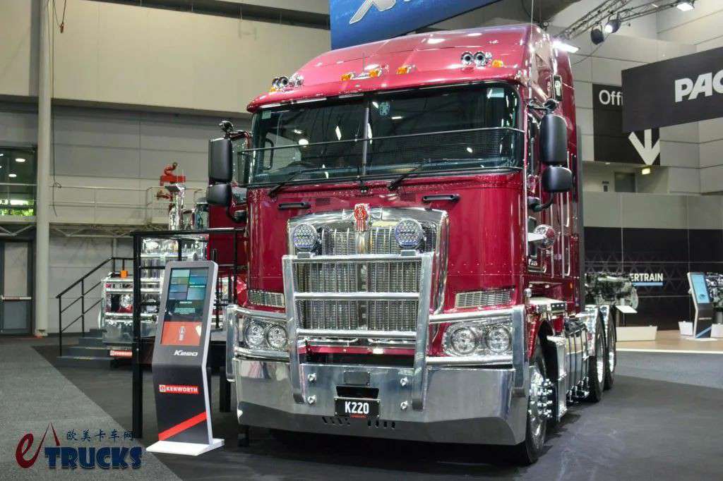 ​​¡El Espacio Habitacional Rivaliza con los Camiones de Capó Largo! El Exclusivo Flagship Americano Cabover Kenworth K220 Presentado en la Brisbane Truck Show​​