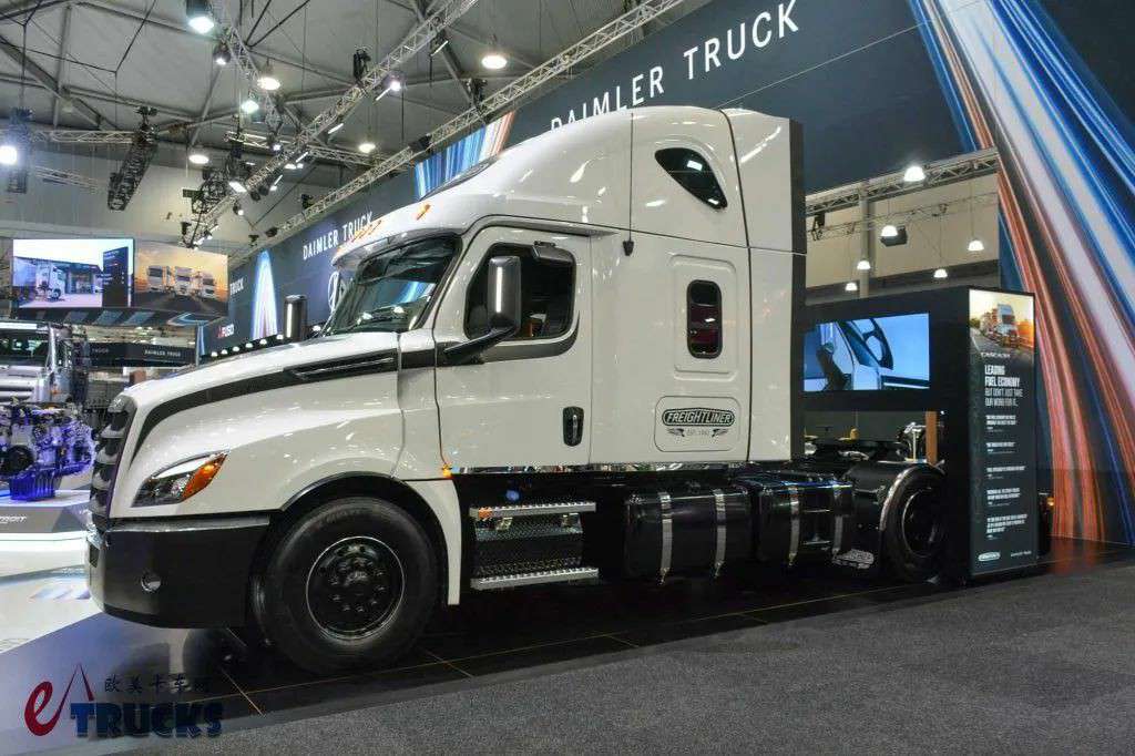 ¡Experimenta el poder de los camiones convencionales! ¿Y cabinas sobre motor americanas? Un recorrido por el Brisbane Truck Show 2025