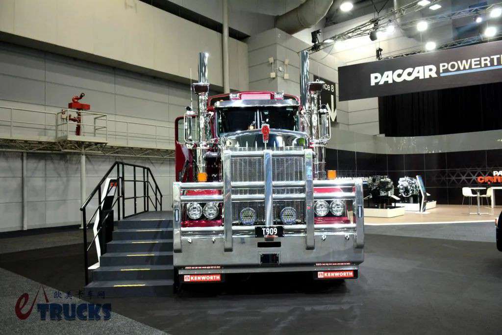 ¡Experimenta el poder de los camiones convencionales! ¿Y cabinas sobre motor americanas? Un recorrido por el Brisbane Truck Show 2025