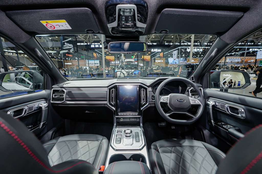 ​​¡No todas las camionetas híbridas enchufables superan los 1000 N·m de par! El Hunter PHEV define un nuevo estándar de potencia para las pickups​​