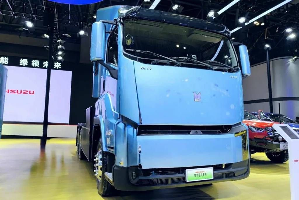 Carga ultrarrápida de megavatios + reducción de peso de 1,2 toneladas: El camión pesado Qingling Lingjie te lleva a la nueva era de la carga eficiente