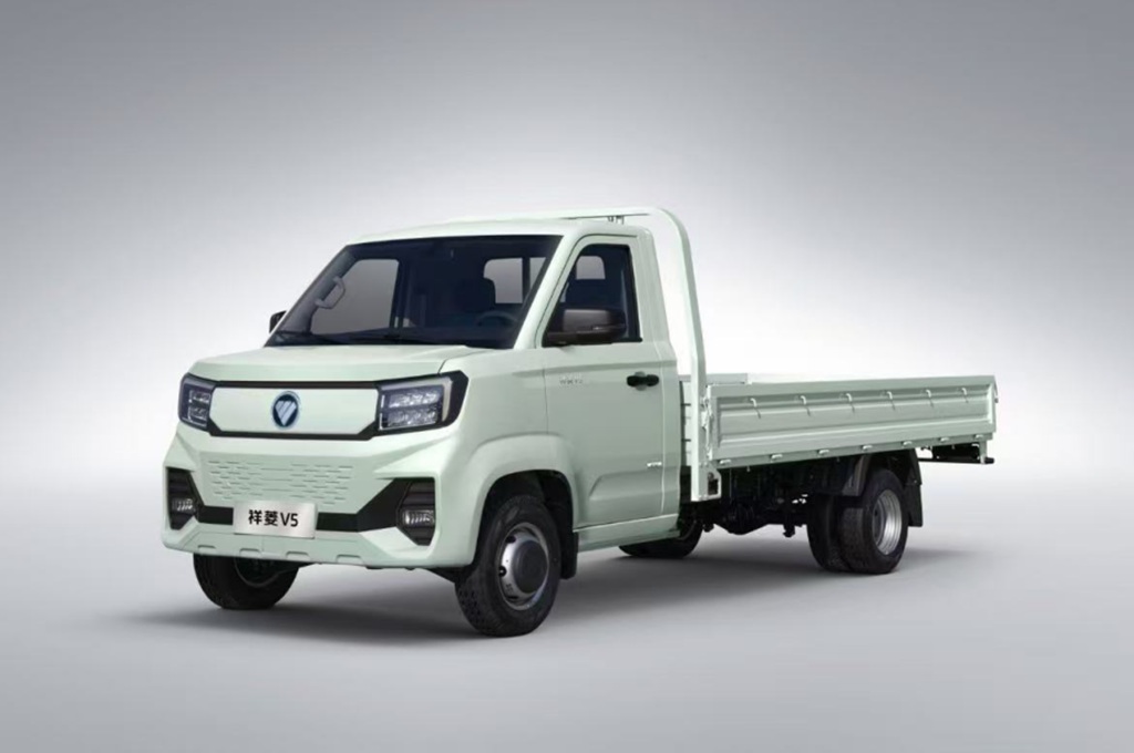 Xiangling V5: Furgoneta Compacta de Gran Carga y Ancho de Vía - Carga Más, Ahorra Más, Gana Más