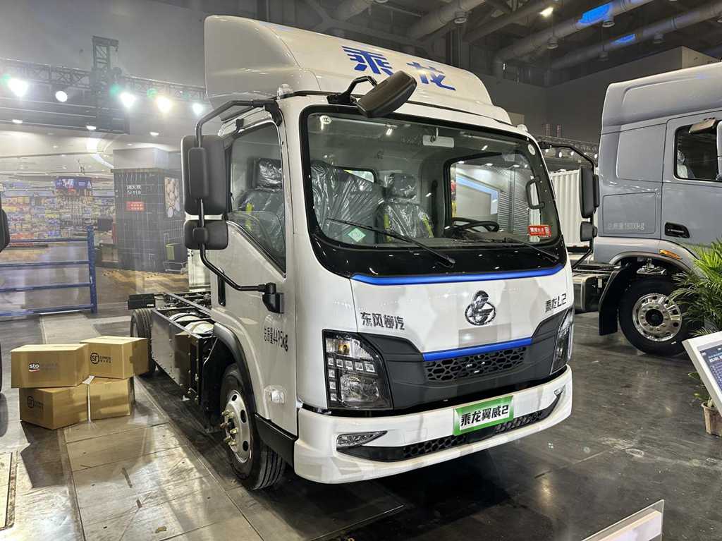 ​​¿Cuántos beneficios ocultos esconde el camión ligero de autonomía extendida Dongfeng Liuzhou Motor Yiwei 2 CNG?​​