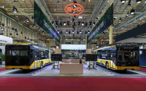 ​​BYD debuta en la Cumbre Mundial de Transporte Público UITP 2025 en Alemania, acelerando la electrificación de autobuses en Europa​​