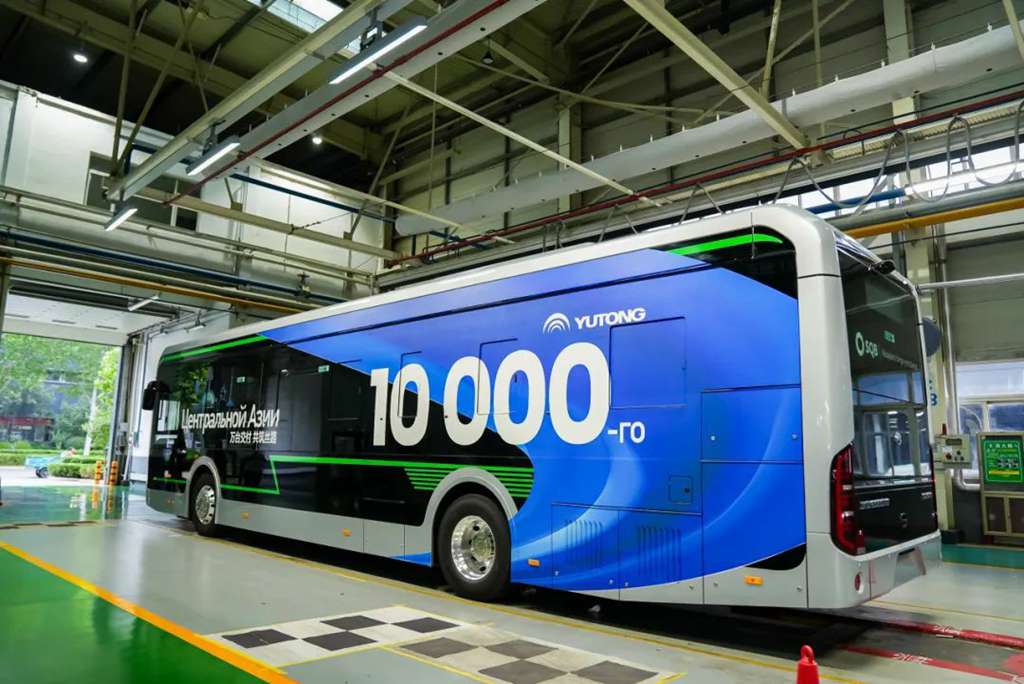 ​​¡Hito histórico! YUTONG alcanza 10.000 unidades producidas para Asia Central​​