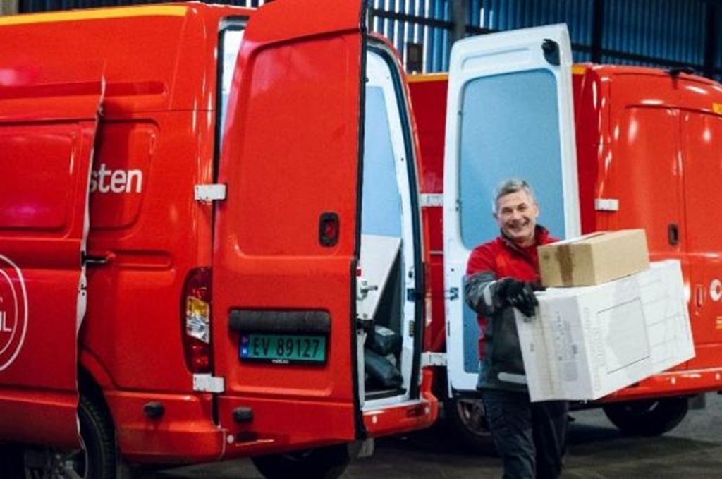 ​​¡Los gigantes logísticos globales eligen verde! SAIC MAXUS gana el mayor pedido de DHL en Europa, impulsando la exportación de tecnología china de vehículos eléctricos​​