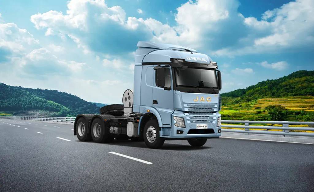 ​​¡Más carga, más distancia, menos gastos! JAC Kuayue X5: ¡El nuevo compañero confiable para generar riqueza en el transporte interurbano de recursos!​​