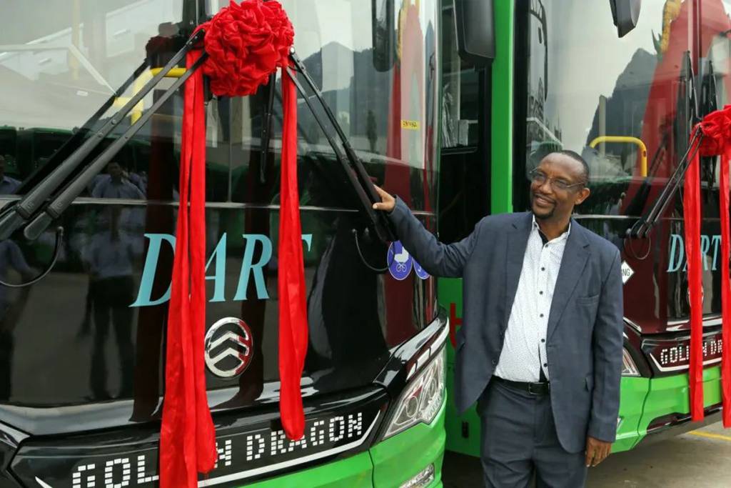 ​​El mayor pedido de BRT para África este año: 200 autobuses GOLDEN DRAGON entregados​​