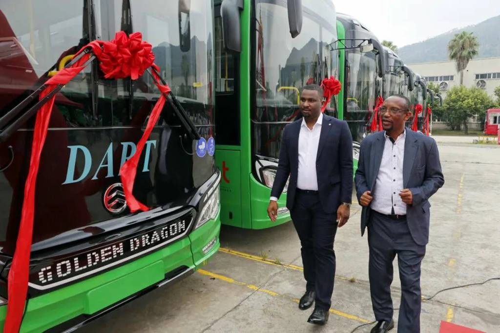 ​​El mayor pedido de BRT para África este año: 200 autobuses GOLDEN DRAGON entregados​​