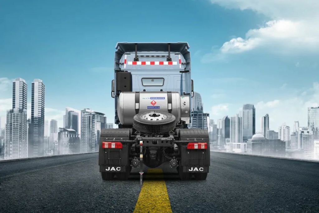 ​​¡Más carga, más distancia, menos gastos! JAC Kuayue X5: ¡El nuevo compañero confiable para generar riqueza en el transporte interurbano de recursos!​​