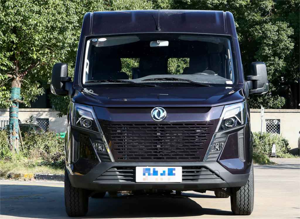 De medio de transporte a socio rentable: cómo el Dongfeng Yufeng V9+ ayuda a los conductores de carga a ganar más