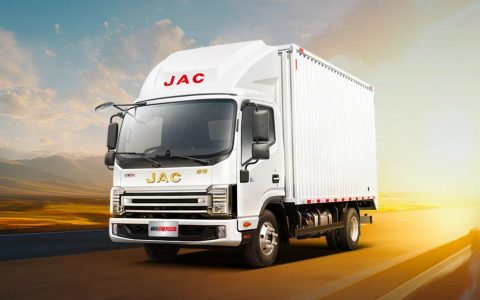​​JAC Light Truck Shuailing All-round PLUS: Potente, Económico, Robusto, Estético, Silencioso, Duradero – Seis Dimensiones de Versatilidad que Redefinen el Valor de las Camionetas Ligeras​​