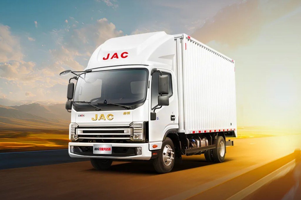 ​​JAC Light Truck Shuailing All-round PLUS: Potente, Económico, Robusto, Estético, Silencioso, Duradero – Seis Dimensiones de Versatilidad que Redefinen el Valor de las Camionetas Ligeras​​