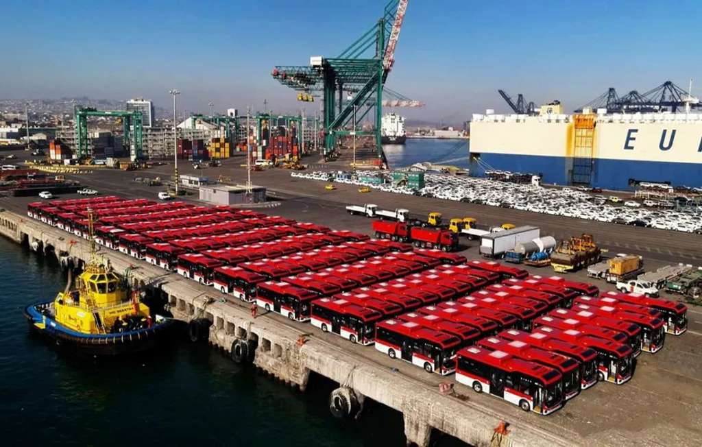 El primer semestre de Xiamen registra un crecimiento del 90,8% en exportaciones de automóviles:​Xiamen KingLong Motor​​ vende casi 6.000 autobuses en mercados internacionales