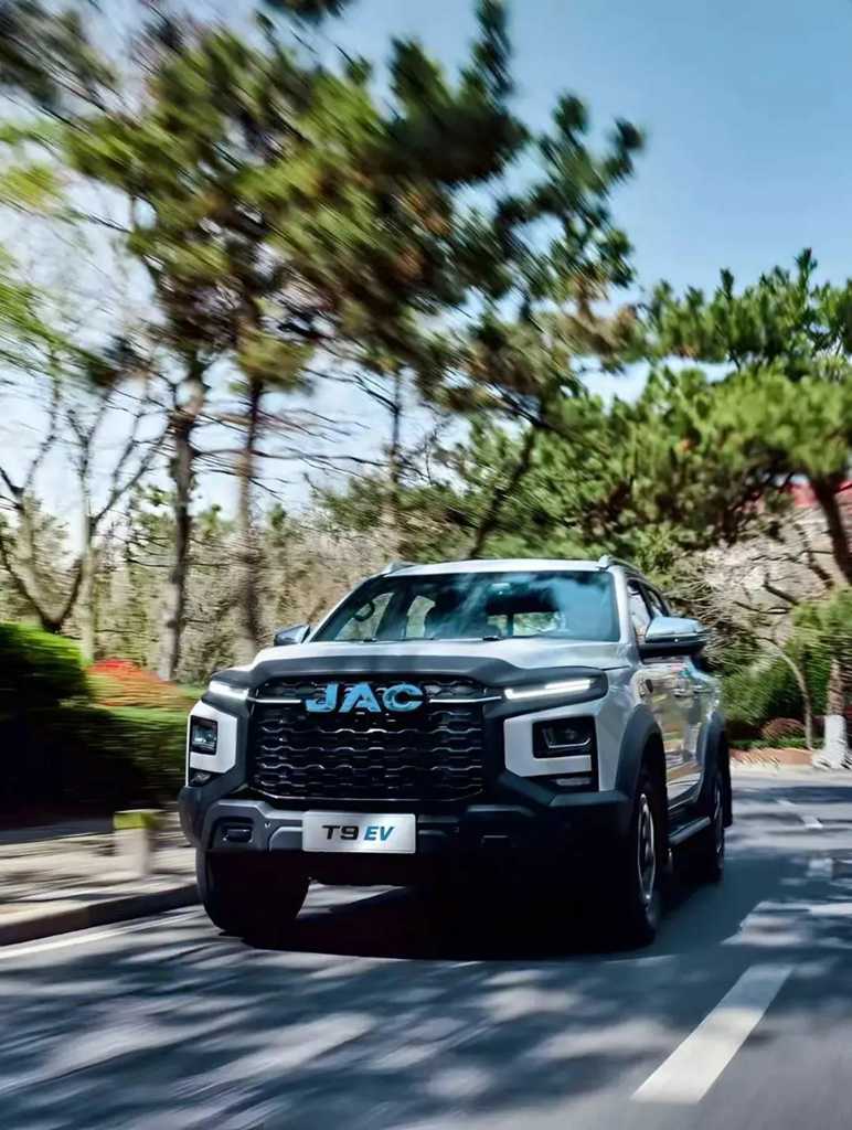 JAC HunTu EV, el camión eléctrico ligero, se entrega con éxito a un grupo empresarial de Singapur