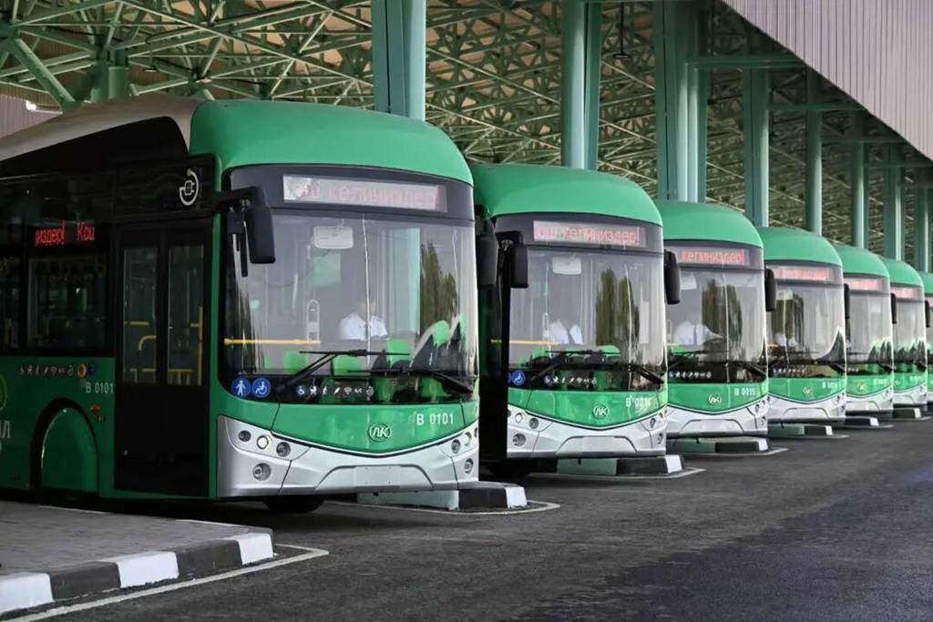 ¡El Presidente asistió personalmente! Los autobuses ANKAI brillan en Biskek, capital de Kirguistán