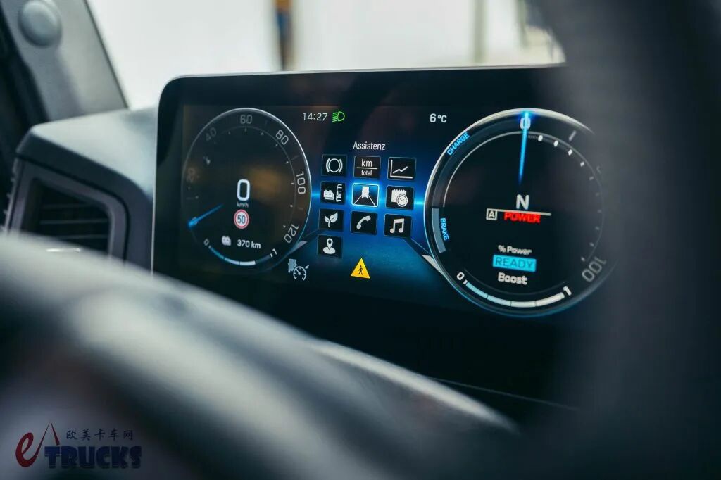 ¿Revolución en la seguridad de los camiones en la era eléctrica? Mercedes-Benz presenta el eActros 600 Safety Truck (Camión de Seguridad)​